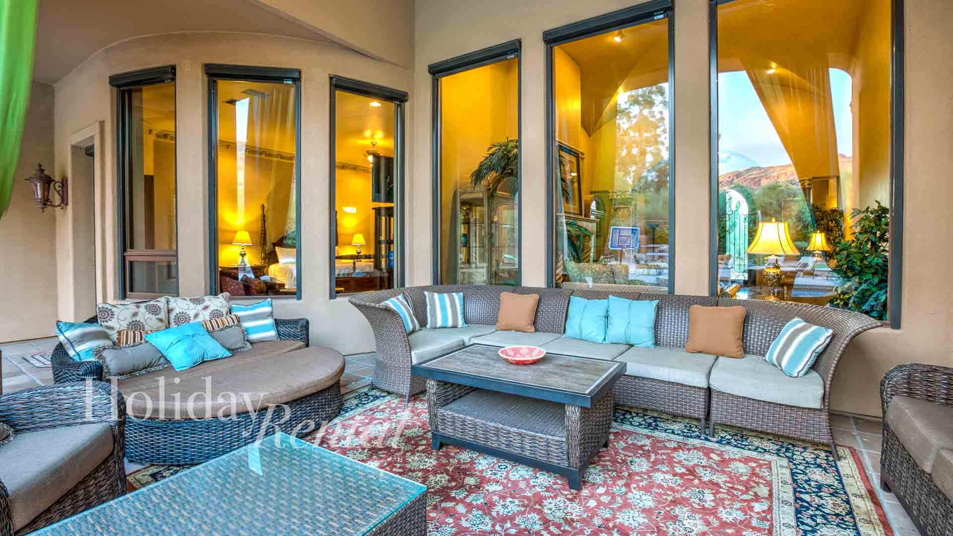 outdoor patio luxury vacation rental