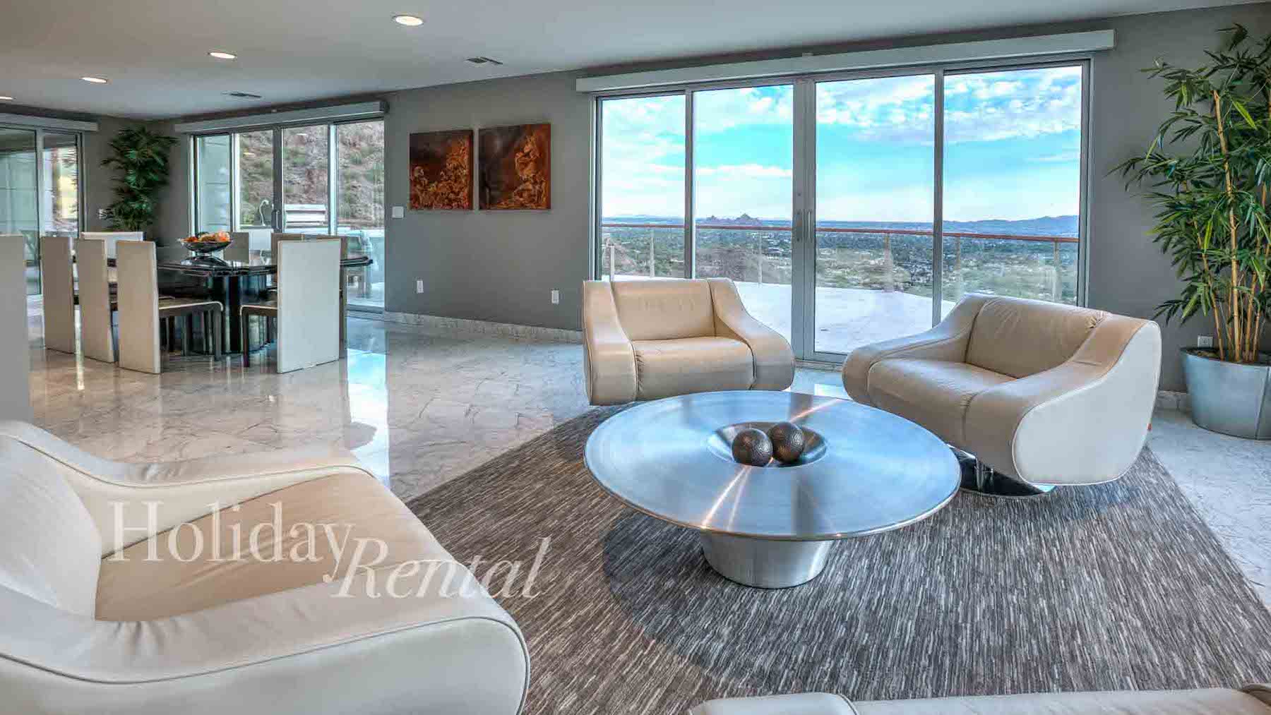 stunning living space vacation rental on camelback mountain